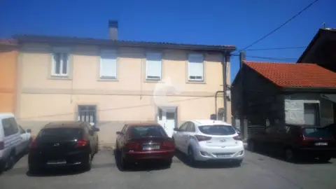 Casa pareada en Plaza del Cruceiro