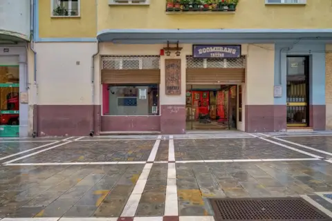 Local comercial en calle de San Agustín, 38