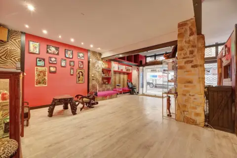 Local comercial en calle de San Agustín, 38