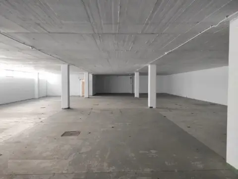 Nave industrial en calle Alfonso Álvarez Miranda