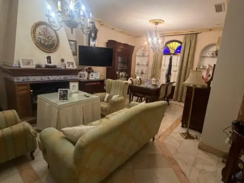Casa en Lora del Río