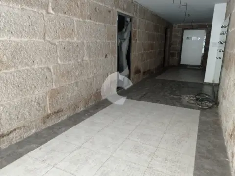 Local comercial en Rúa Alejandro Outeiriño Rodríguez