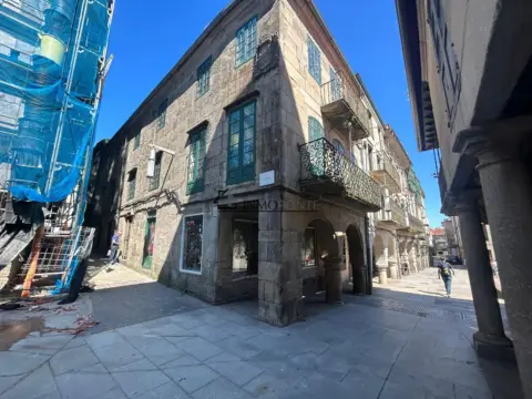 Casa pareada en calle Tetuán