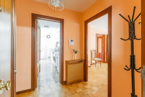 Piso en calle de Karrobide, 5