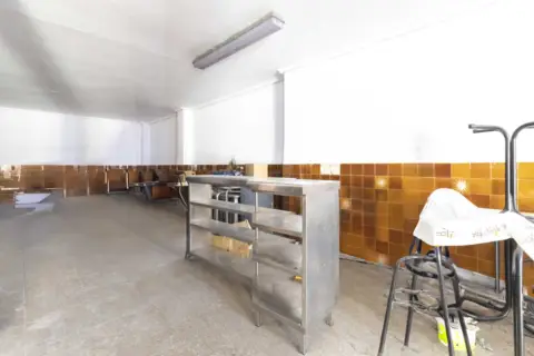 Local comercial en Camí Reial