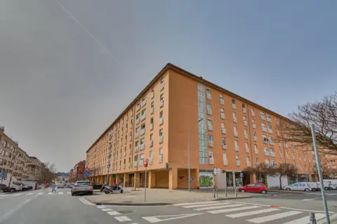 Piso en Plaza de la Constitución, 10