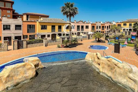 Casa adosada en Costa Adeje