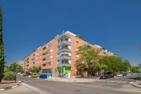 Piso en Avenida de María Moliner