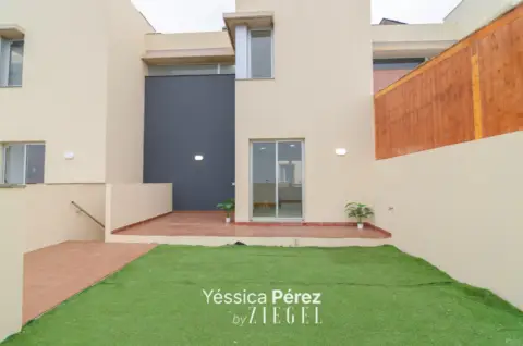 Casa en calle Urbanización Sau-Playa Canaria, nº 14