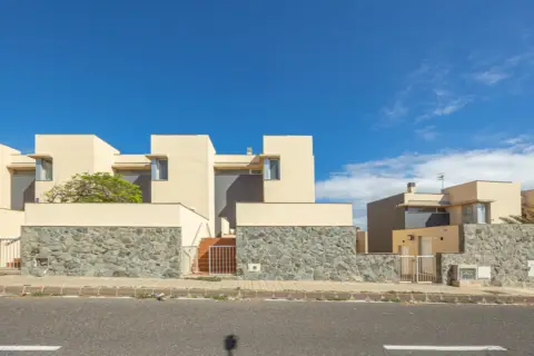 Casa en calle Urbanización Sau-Playa Canaria, nº 14