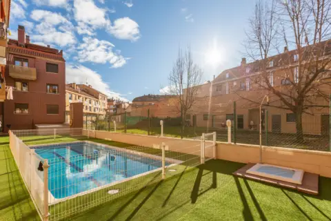 Piso en calle de Santa Eufemia, 13