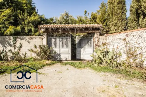 Finca rústica en Zona de San Cayetano-Avenida Cristóbal Colón