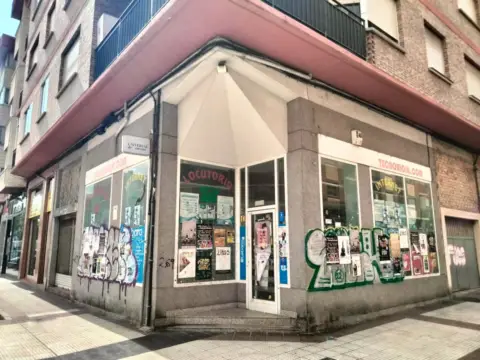 Local comercial en calle del Poeta Caballero de la Rosa