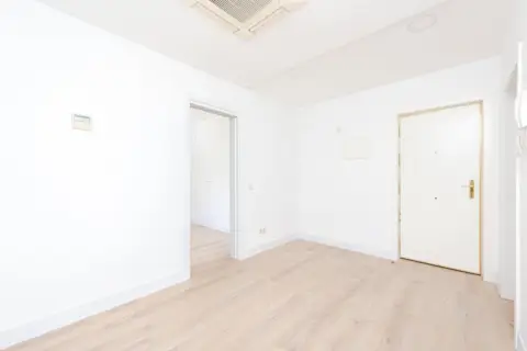 Piso en calle de José Rizal