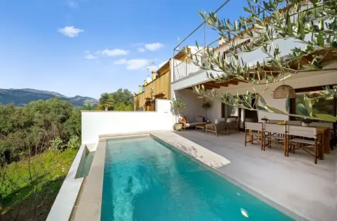 Casa adosada en Campanet