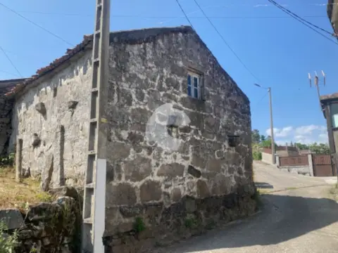 Casa adosada en Lobios