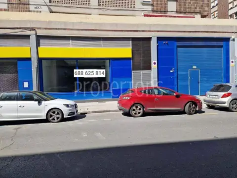 Local comercial en calle San Pedro de Deusto, nº 5