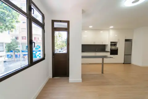 Piso en calle León y Castillo, 23