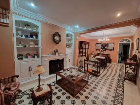 Casa en Lora del Río