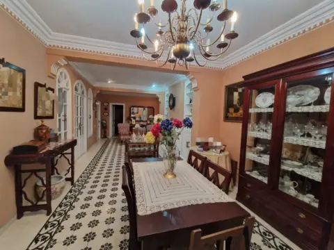 Casa en Lora del Río