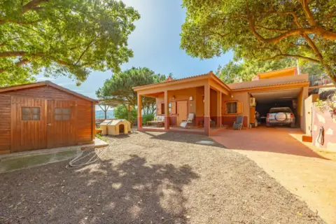 Casa en calle Diseminado Bascamao, nº 12