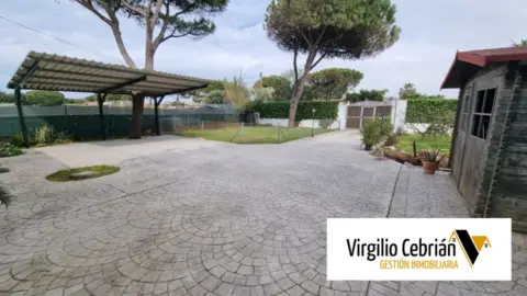 Chalet en Playa de las Tres Piedras-Costa Ballena