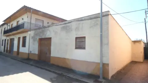 Casa unifamiliar en calle Disseminat Campdora