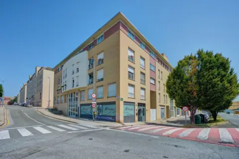 Local comercial en Avenida de Pamplona, 10