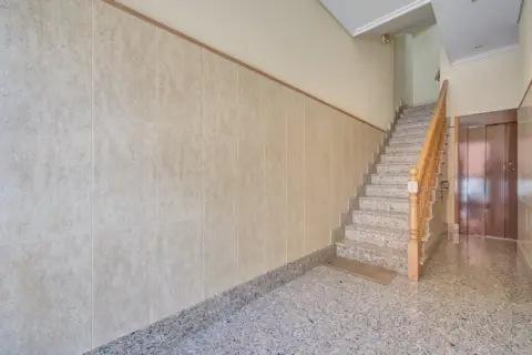 Piso en calle Grupo San Pedro Auzoa, nº 45