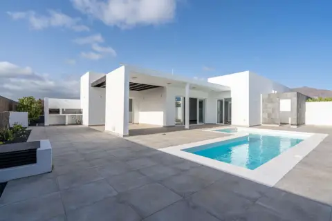 Chalet en Playa Blanca