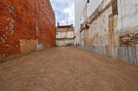 Terreno en calle de Alicante