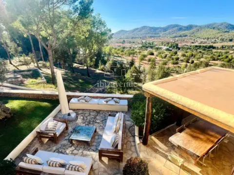 Chalet en San Rafael