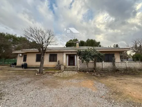 Chalet en Pedanías y Barrios Rurales