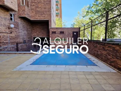 Piso en Valderas - los Castillos