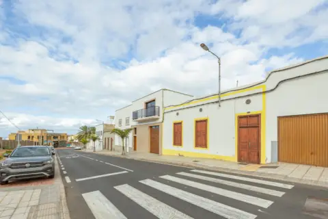 Casa en Carretera General