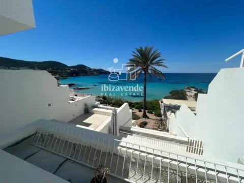 Piso en Cala Tarida