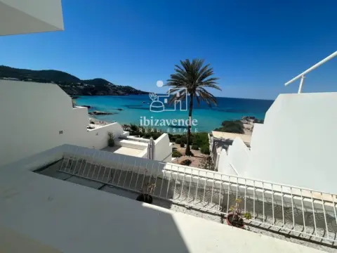 Piso en Cala Tarida