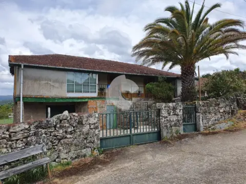 Casa en Pereiro de Aguiar