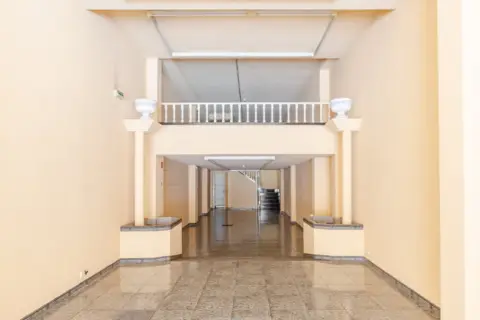 Local comercial en calle de las Canteras, 10