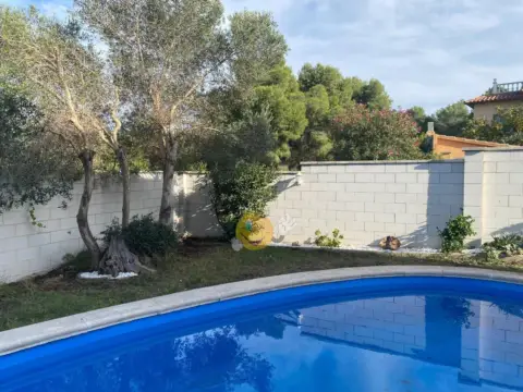 Chalet en calle Apel-Les Mestres