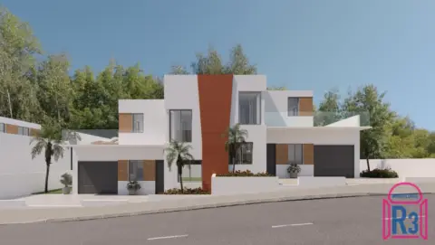 Casa adosada en Carbajal de La Legua