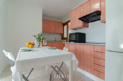 Piso en Paseo Marítimo Los Charcones