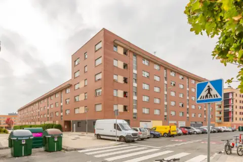 Piso en calle de Santos Ochandátegui, 55