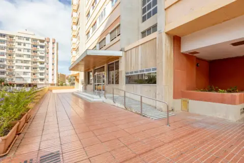 Piso en calle Cronista Romero Ceballos, 10