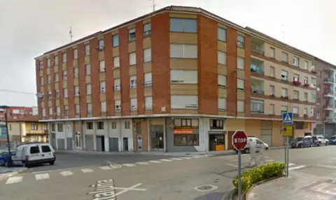 Piso en calle C/ 1º de Mayo, nº 2