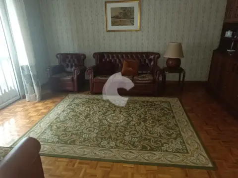 Casa en calle de Julio Prieto Nespereira