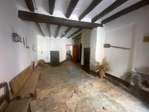 Casa en Casa en Castejón del Puente. Entre Barbastro y Monzón.