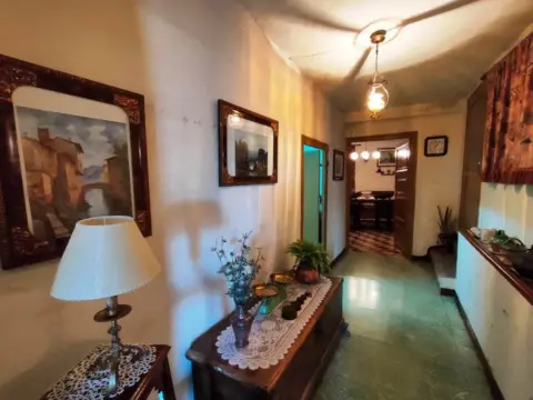 Casa en Centro de La Población