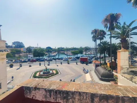 Casa en En La Entrada del Paseo de La Ribera de Ayamonte