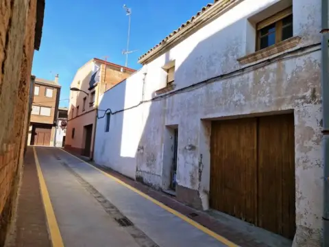 Casa en Próximo Al Centro.